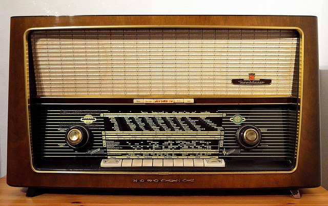 Radio na Końcu Świata: Jak Krótkofalówka Zmieniła Moje Rozumienie Misji - 1 2025