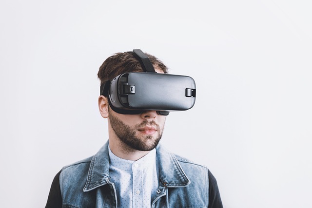 Kiedy Wiara Spotyka VR: Od Katakumb do Metaverse – Czy Wirtualna Rzeczywistość Zmieni Sposób, w Jaki Doświadczamy Boga?